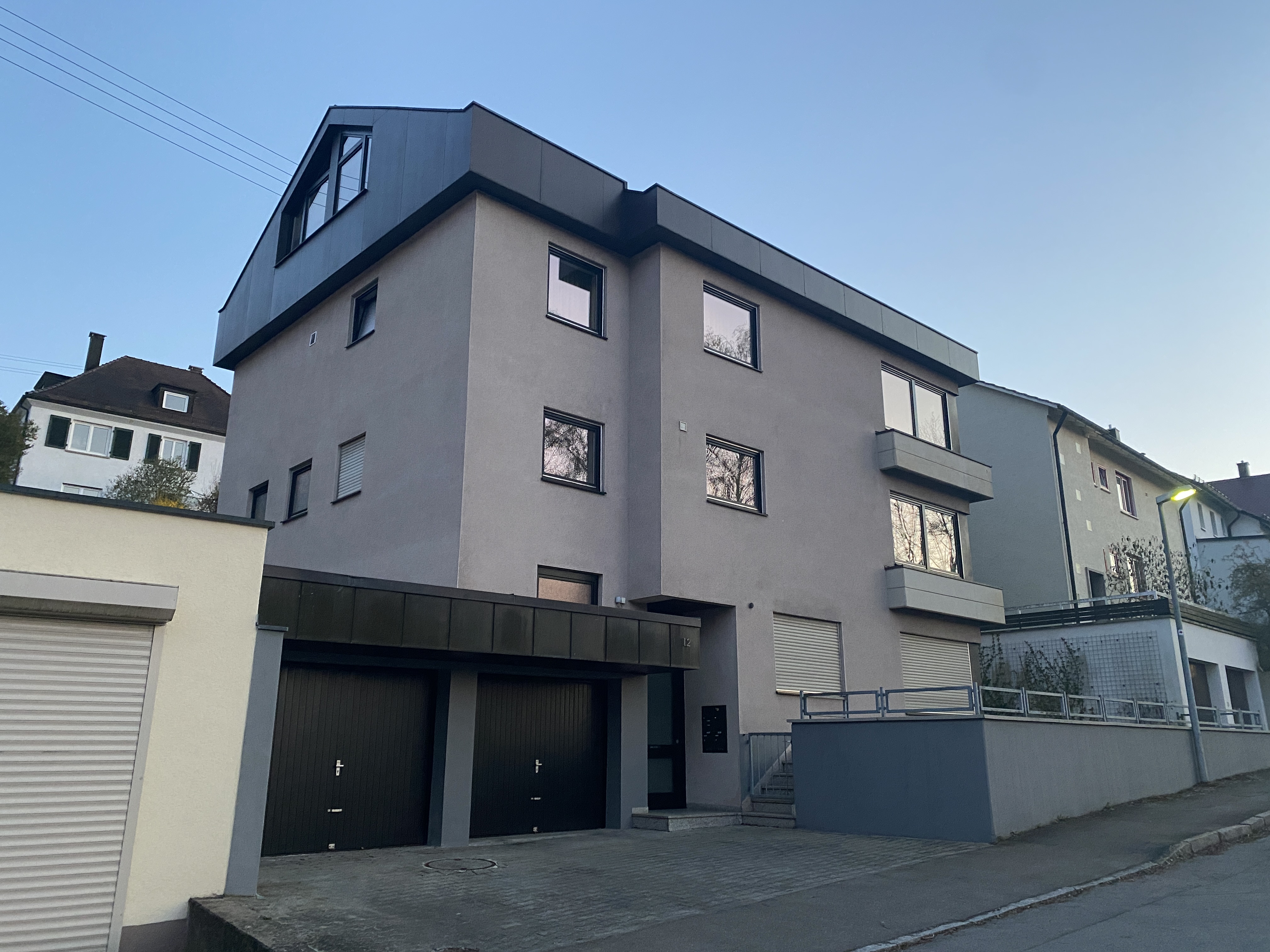 🏡⚡ Geislingen: Freistehendes EFH mit Einliegerwohnung + PV 13 kW & Speicher (2024)